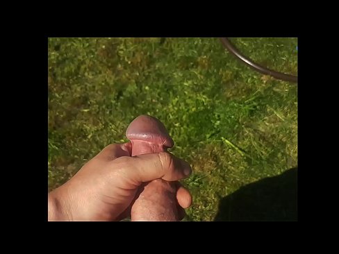 ❤️ ګرم hottie خپل ګلابي بلی fucked او د اوړي په باغ کې د squirt سره cums ترلاسه کوي ❤️  کیفیت پورن